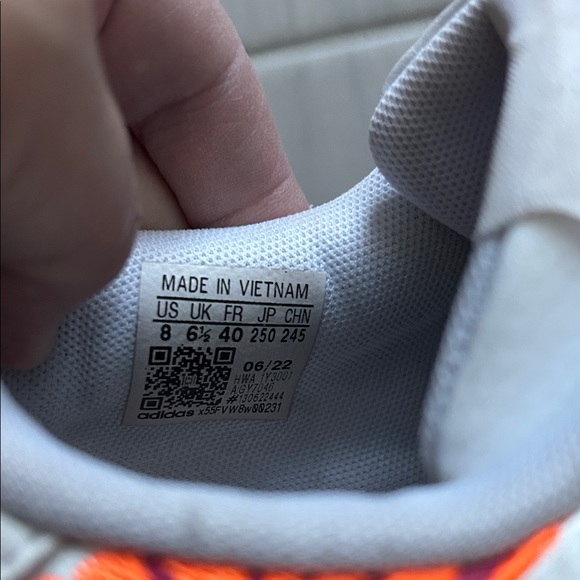 ADIDAS X FARM RIO sneaker with Tucan design - Picture 6 of 12